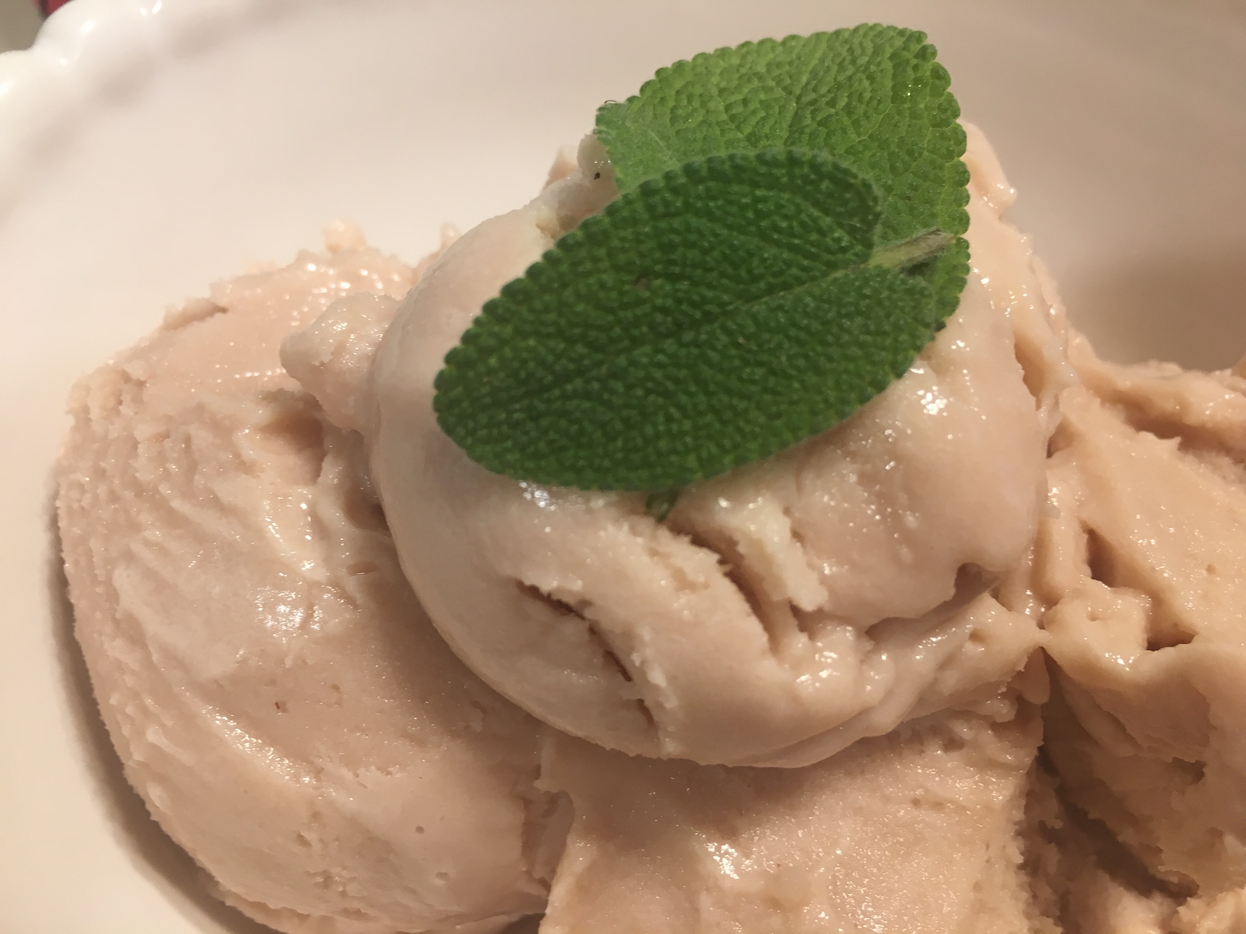 Buttermilk Blackberry Ice Cream An Oldie But A Foodie